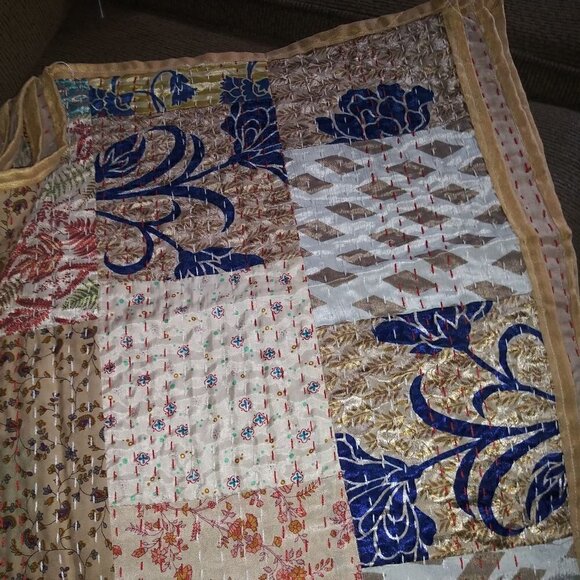 NEWHANDMADE Vintage/Kantha/Quilt,Silk Patchwork/Throw/Baby Blanket/2Throw Pillow - Picture 3 of 7